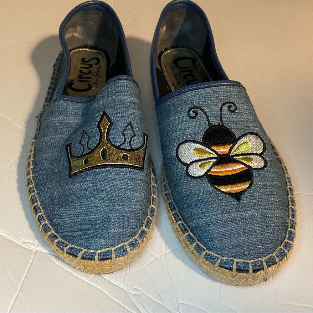 Sam Edelman circus crown and bee flats size 7.5